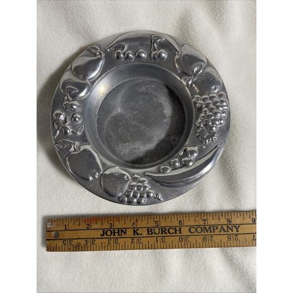 THE WILTON CO. ALUMINUM METALWARE FRUIT BOWL CATERING CHILLABLE SILVER TONE - Picture 4 of 4